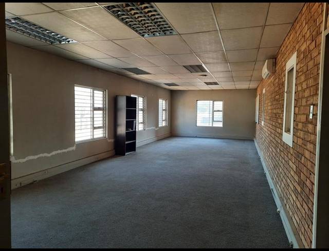 INDUSTRIAL FOR SALE IN VANDERBIJLPARK CE 6